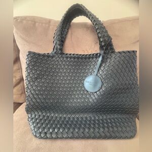 Ilse Jacobsen Hornbaek Woven Tote. Reversible Dark Navy Blue and Black.
